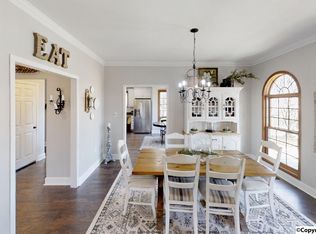 144 Oak Hill Ln, Arab, AL 35016
