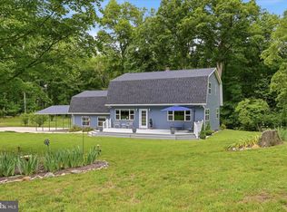 2361 McCoys Ferry Rd, Hedgesville, WV 25427