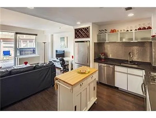 Rented by Douglas Elliman | media 25