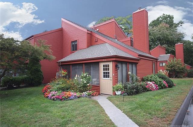 1st image of 314 Hollister Way W #314