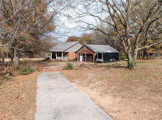 13168 Robbins Rd, Springdale, AR 72762