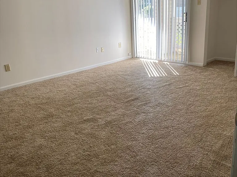 Featherstone Apartments at Kiln Creek — Photo 51