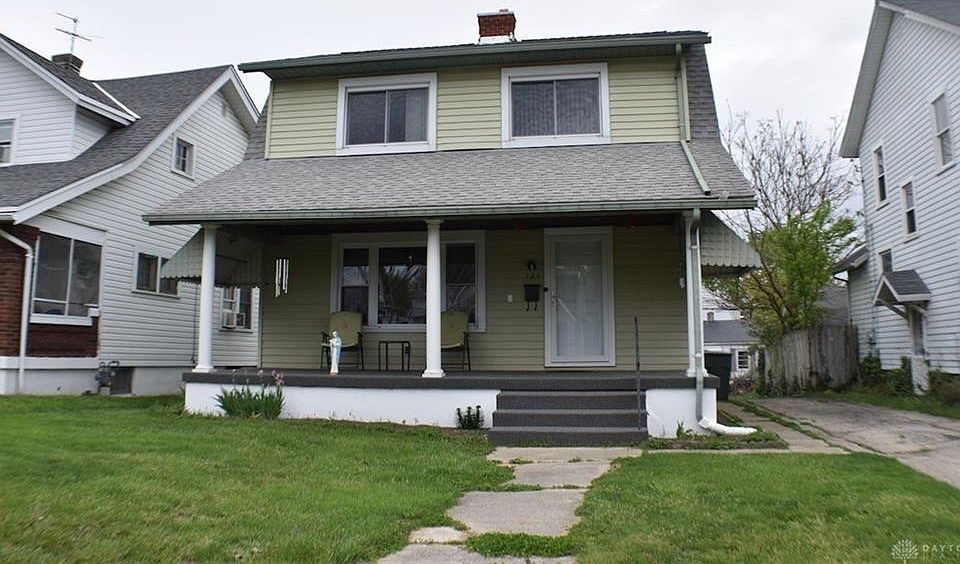 1st image of 121 Redwood Ave