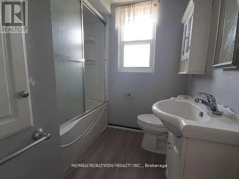 241 Septonne Ave — Photo 13