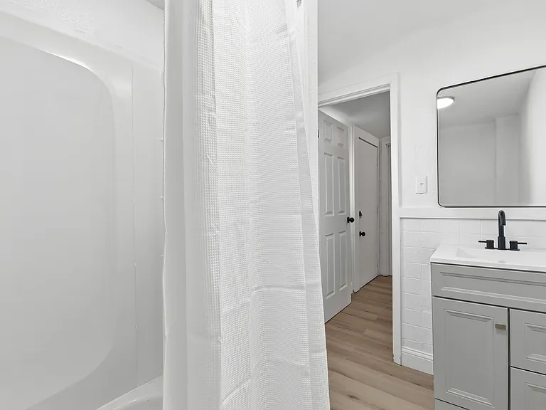 6531 Plymouth Ave — Photo 9