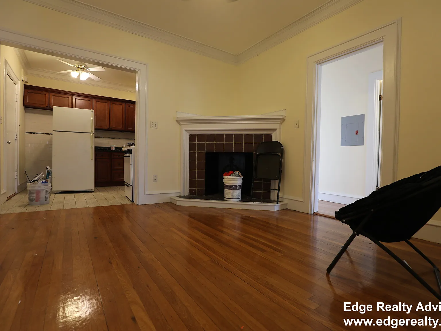 4 bed, 2.0 bath, $4,200 — Photo 3