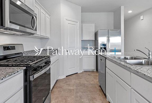 5th image of 3556 Fellowship Rd