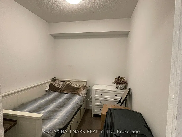 8 Trent Ave #615 — Photo 8