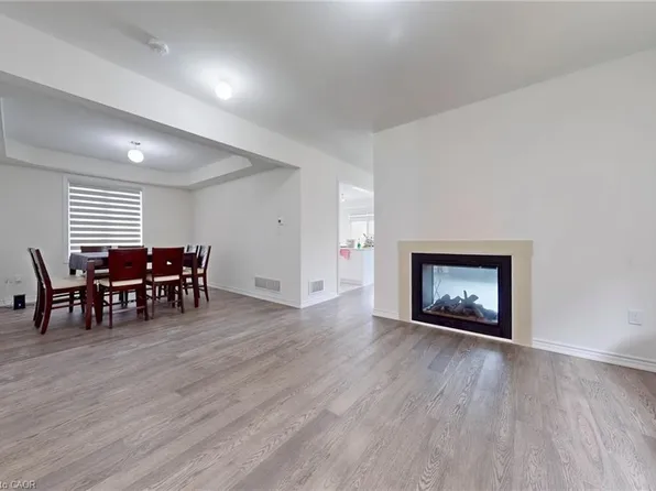 613 Lemay Grv, Peterborough, ON K9K 0G9