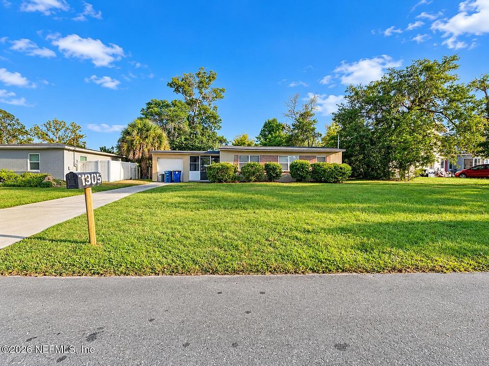 20th image of 7909 CAXTON Circle W