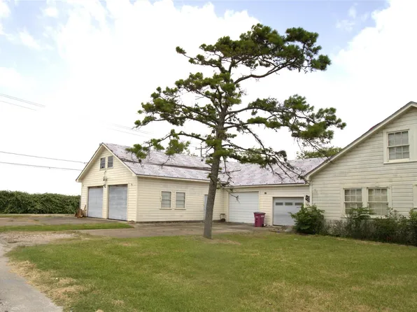 505 N Ave A, Freeport, TX 77541