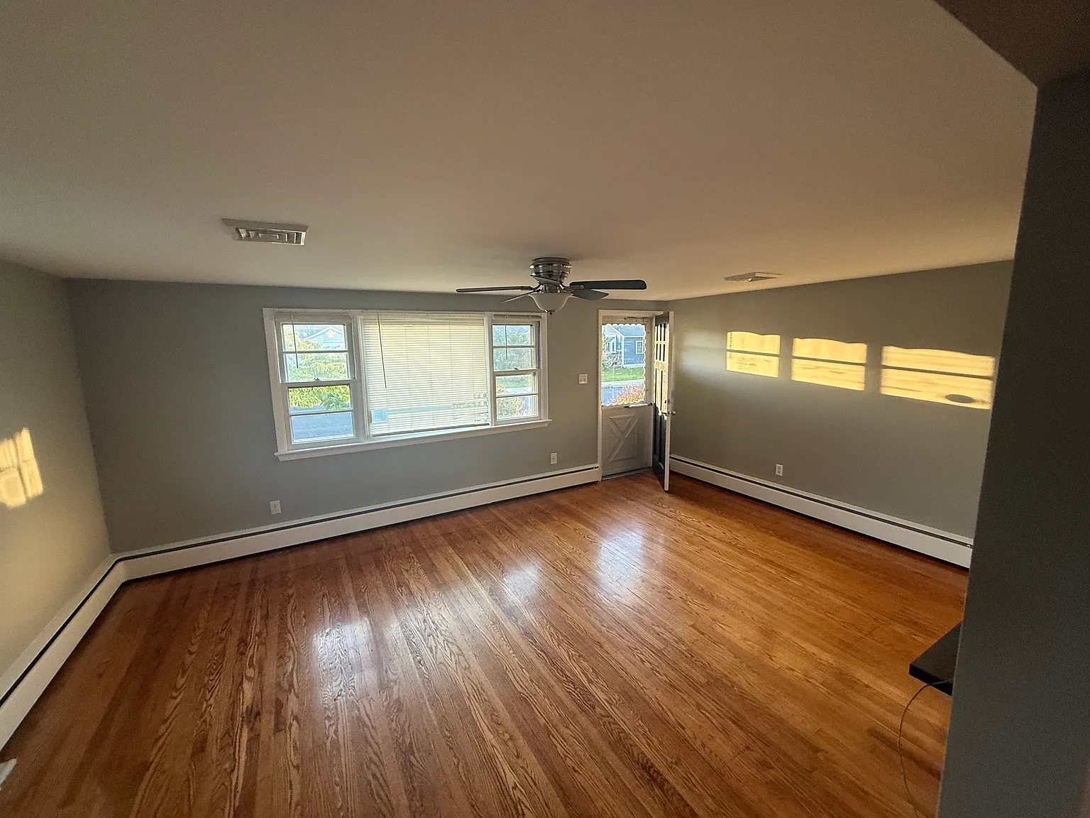 2 bed, 1700 sqft, $2,300 — Photo 4
