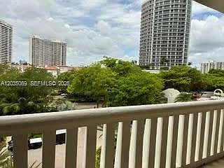 3000 Island Blvd #603 — Photo 17