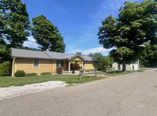 1422 College Rd, Syracuse, OH 45779