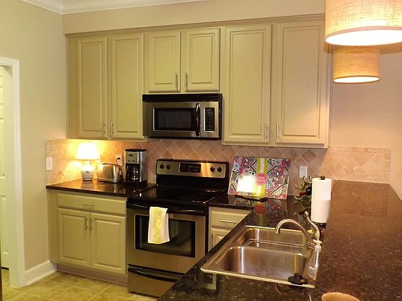 4th image of 90 Crowne Pointe Rd Unit 306