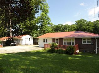 1025 W Main St, Parsons, TN 38363