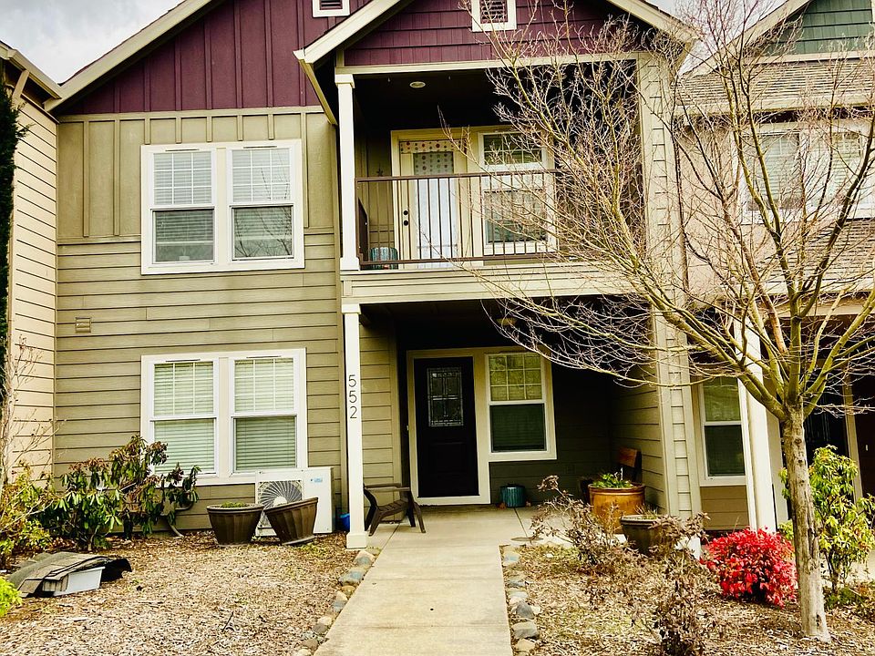 1st image of 552 Fair Oaks Ave #552