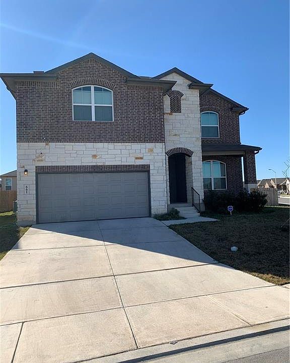 1st image of 661 Sheridan Park