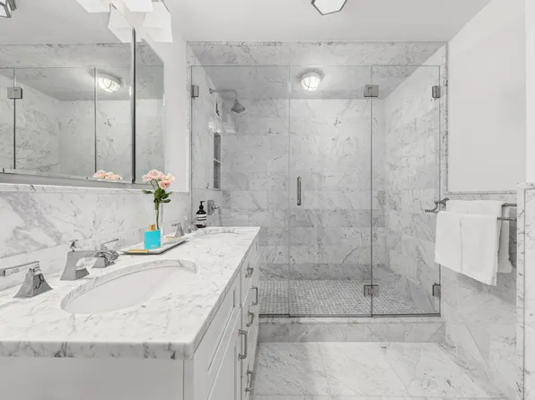 201 East 77th Street image 5 of 12