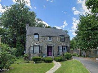 392 Berkeley Rd, Orange, NJ 07050