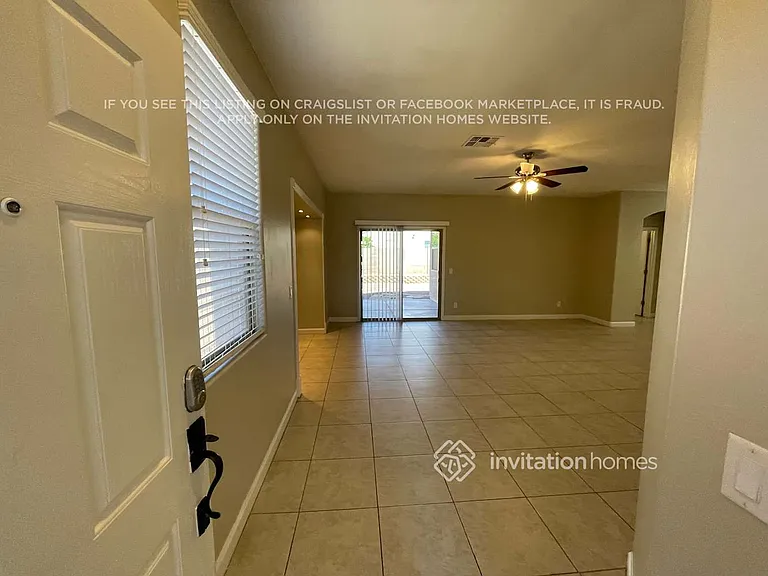 12514 W Bird Ln — Photo 2
