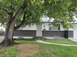 8686 W Utah Ave, Lakewood, CO 80232