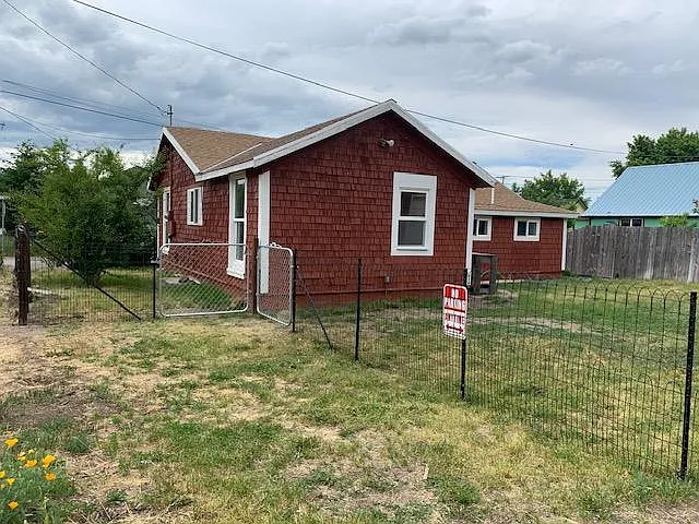 211 Butte St — Photo 2
