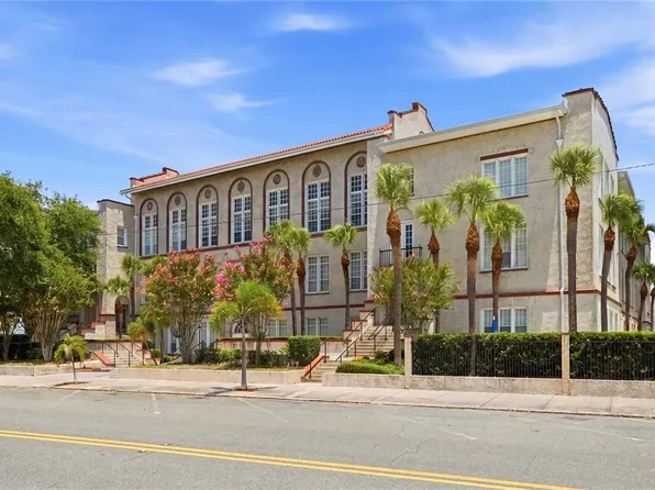 701 Mirror Lake Dr N APT 202, Saint Petersburg, FL 33701
