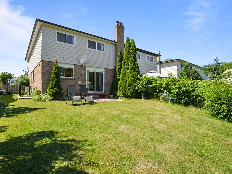 458 Appledore Cres #UPPER — Photo 5