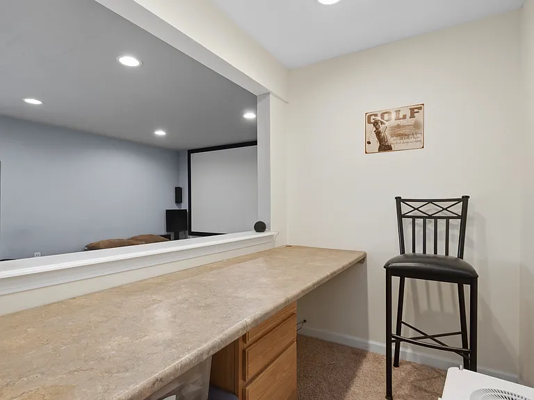 27 Colburn St #27 — Photo 21