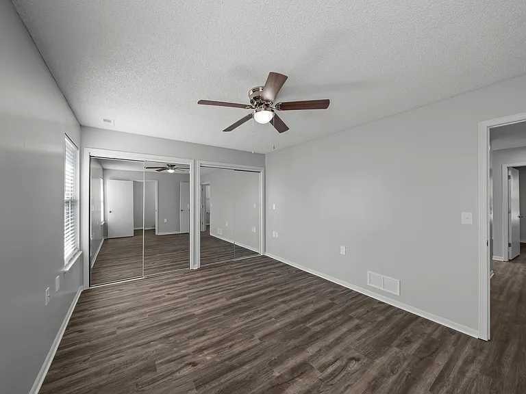 Heritage Park Villas — Photo 9