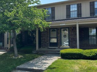 31407 Pine Tree Ln, Warren, MI 48093