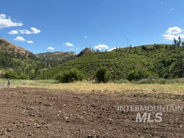 355 Glenwood Rd, Kamiah, ID 83536