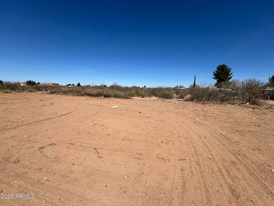 2nd image of xxx N Van Buren Avenue #-