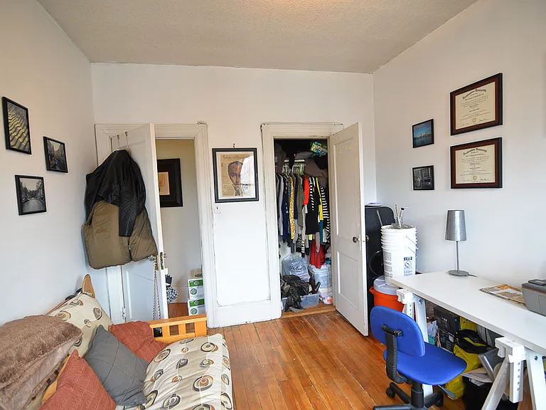 18 Glenville Ave #3B — Photo 7