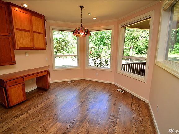 Breakfast-Nook