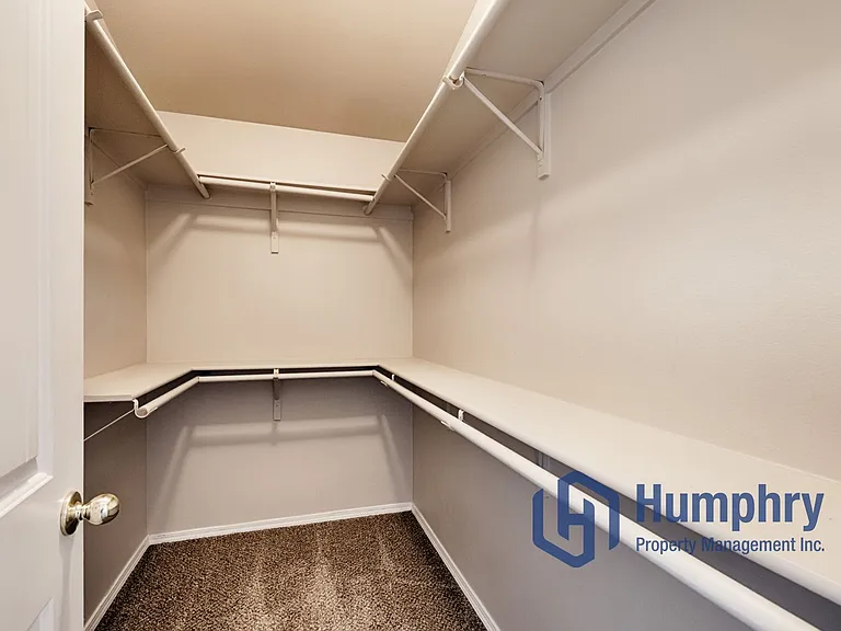 256 W Woodbury Dr — Photo 18