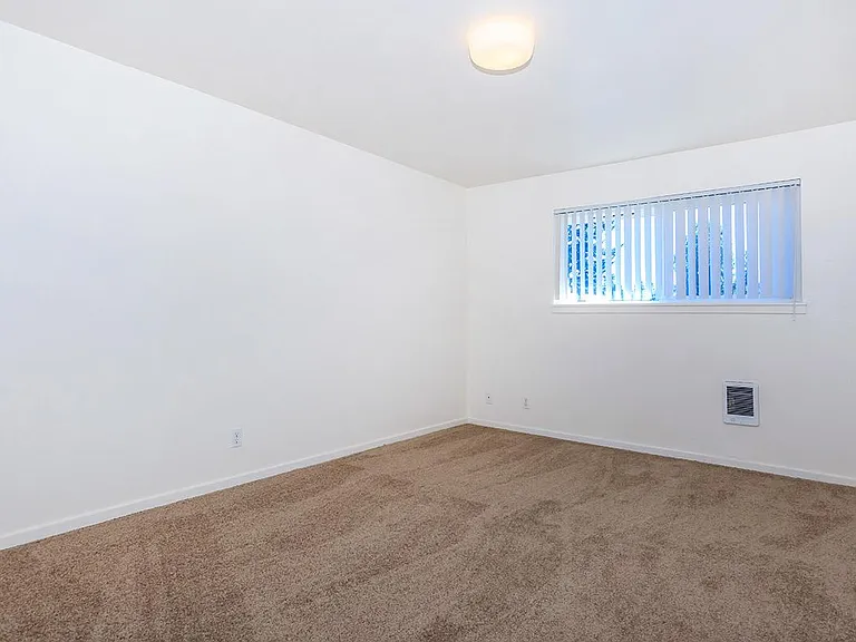 Arbor Heights — Photo 19
