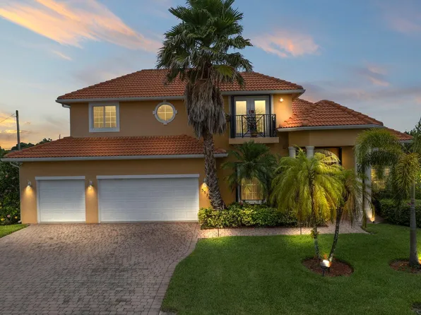 5575 NW Wesley Court, Port St Lucie, FL 34986