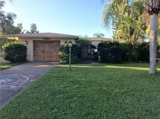 218 Caddy Rd, Rotonda West, FL 33947