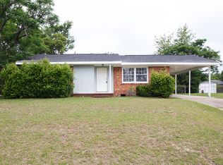 912 Spellman Dr, Fayetteville, NC 28311