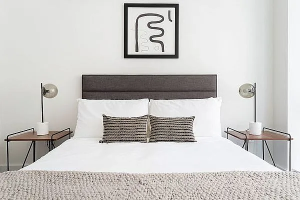 Rented by Kahen Properties | media 13