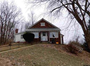 96 Leversee Rd, Troy, NY 12182