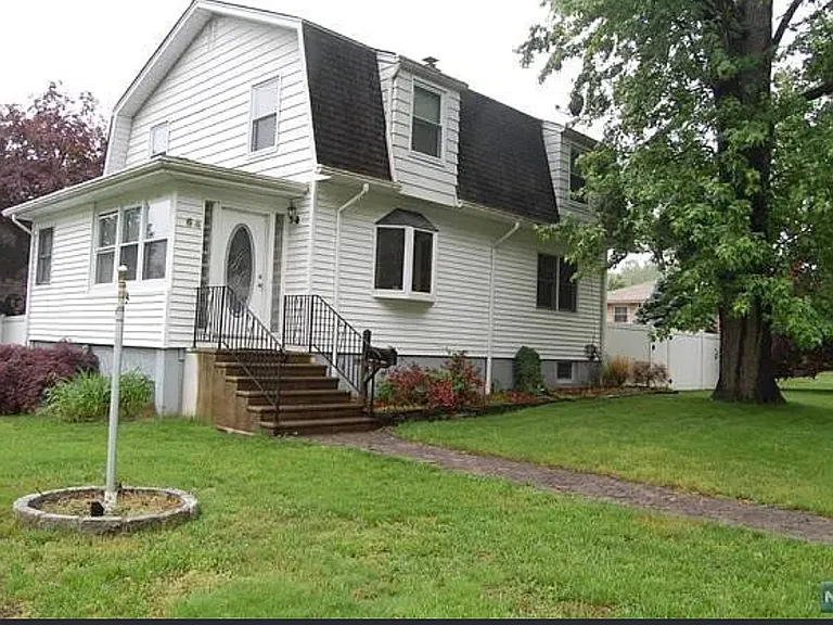 64 Jefferson St — Photo 1