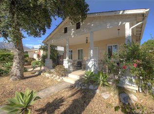 10610 Woodward Ave, Sunland, CA 91040