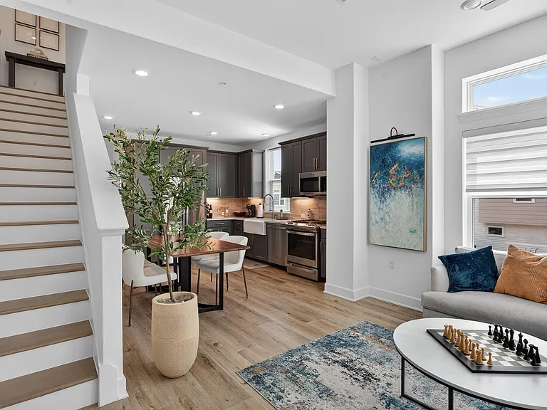 4206 Margarita St — Photo 14