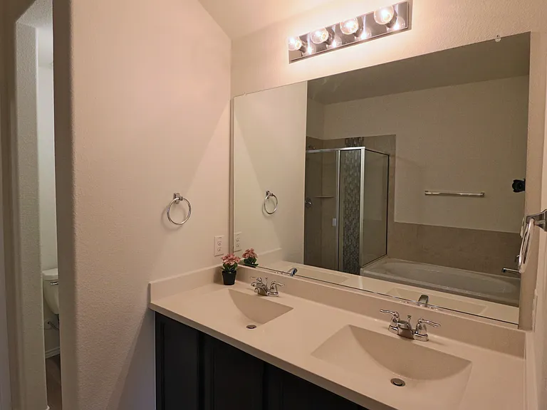 2437 Opaline Dr — Photo 18