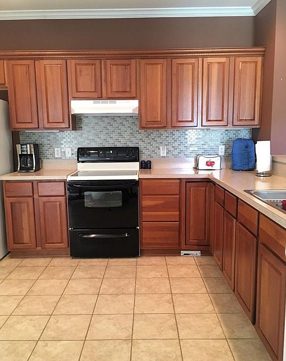 2nd image of 1014 Bayberry Dr