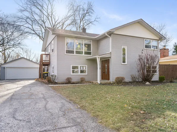 2105 George St, Palatine, IL 60008