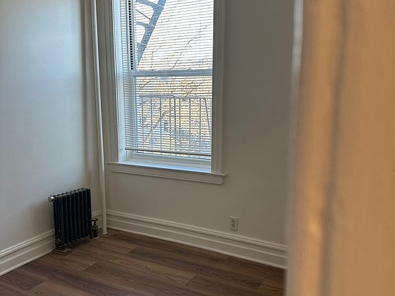 5th image of 1374 Ovington Ave APT 7